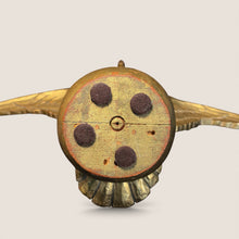 Load image into Gallery viewer, Carved Pilothouse Seagull