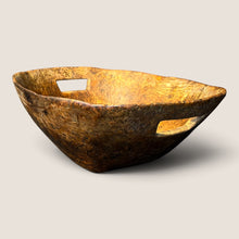 Load image into Gallery viewer, Fine American Burl Handled Bowl