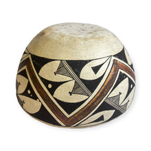 Load image into Gallery viewer, Large Acoma Pottery Bowl