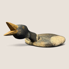 Load image into Gallery viewer, Folk Art Flat Bodied Hissing Duck Decoy