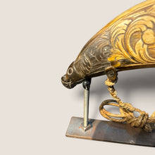 Load image into Gallery viewer, Profusely Carved 18th C Powder Horn