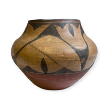 Load image into Gallery viewer, Miniature Santa Domingo Pottery Olla