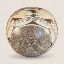 Load image into Gallery viewer, Rare Hopi-Tewa Pottery Seed Vase (Sylvia Naha, 1951-1999)