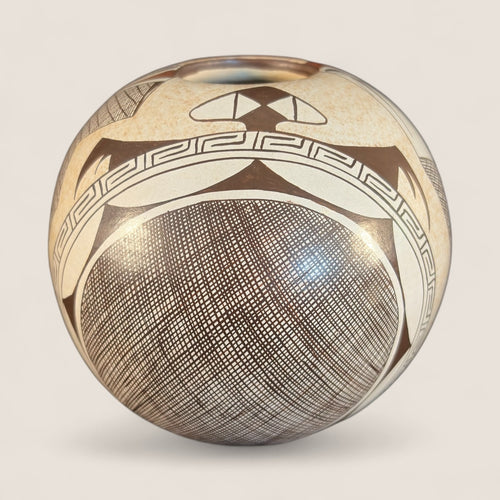 Rare Hopi-Tewa Pottery Seed Vase (Sylvia Naha, 1951-1999)