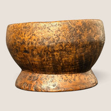 Load image into Gallery viewer, Diminutive American Ash Burl Footed Bowl
