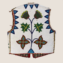 Load image into Gallery viewer, Excellent Late 19th C Fully Beaded Chippewa Vest