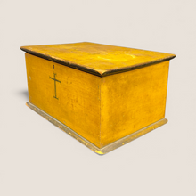 Load image into Gallery viewer, Exceptional Early 19th Century American Painted Bible Box with Cross Motif