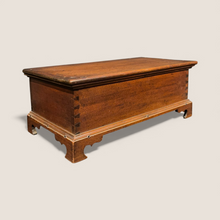 Load image into Gallery viewer, Exceptional Federal Slide Lid American Walnut Bible Box